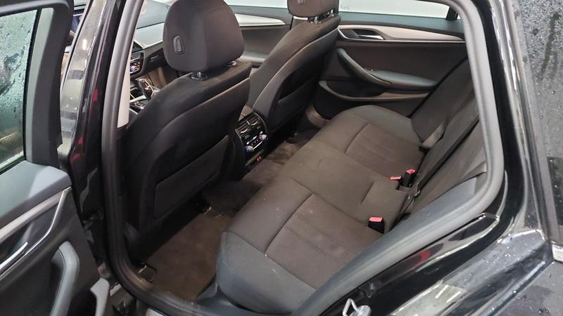 Bmw Série 5 Touring 520d Twinpower Turbo Xdrive 190 Ch Bva8 Lounge