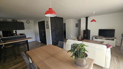 Maison - 92 m² - 5 pièces