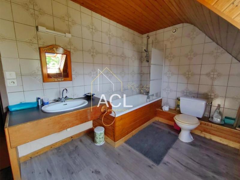 Maison - 130 m² - 7 pièces