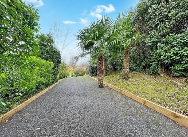 Villa - 226 m² - 7 pièces