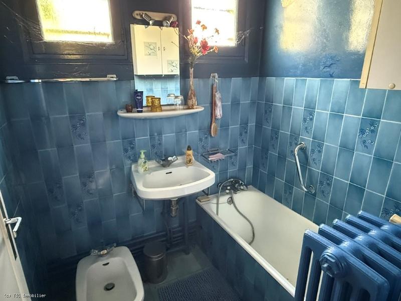 Propriété - 135 m² - 6 pièces