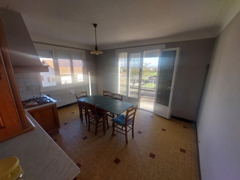 Maison - 147 m² - 6 pièces