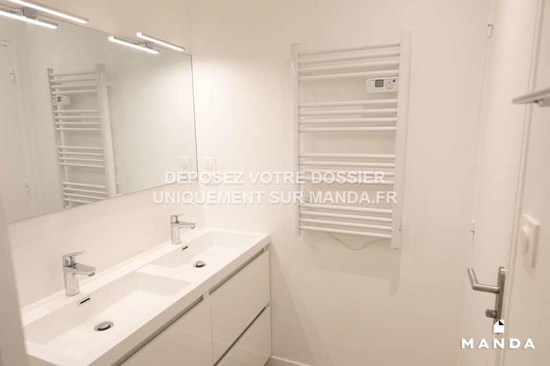 Chambre - 11 m² - 5 pièces