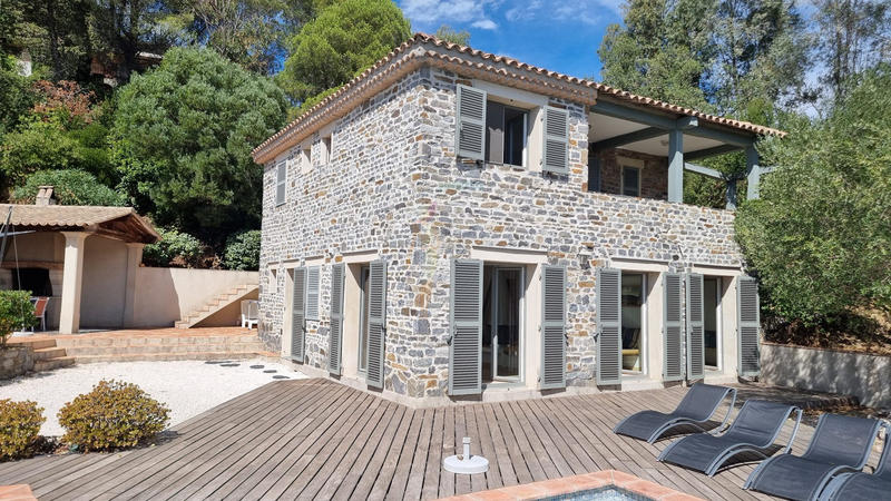 Villa - 112 m² - 5 pièces