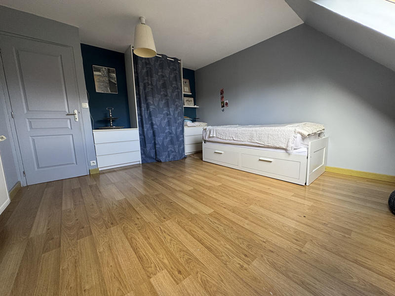 Maison - 139 m² - 8 pièces