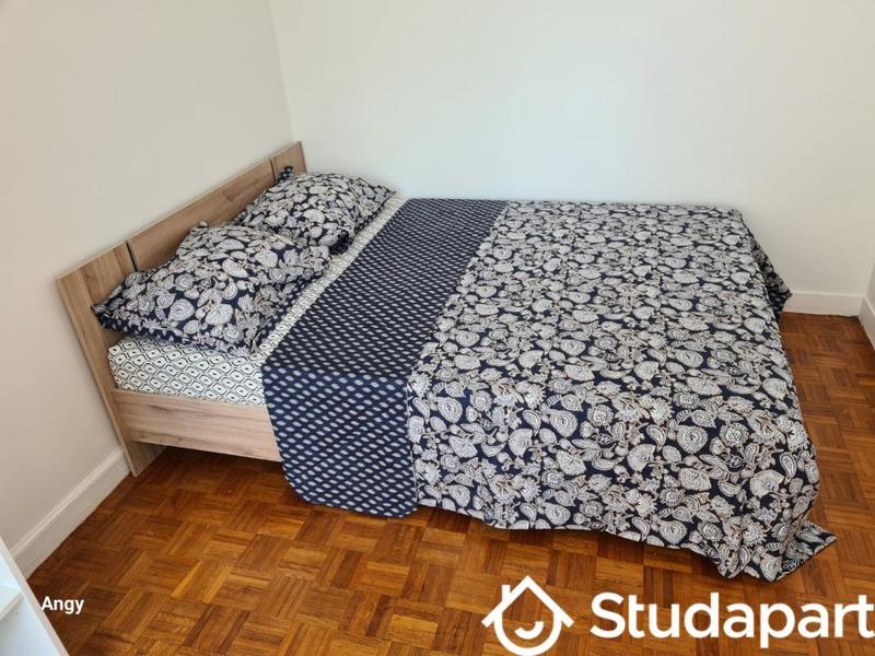 Chambre - 10 m² - 1 pièce