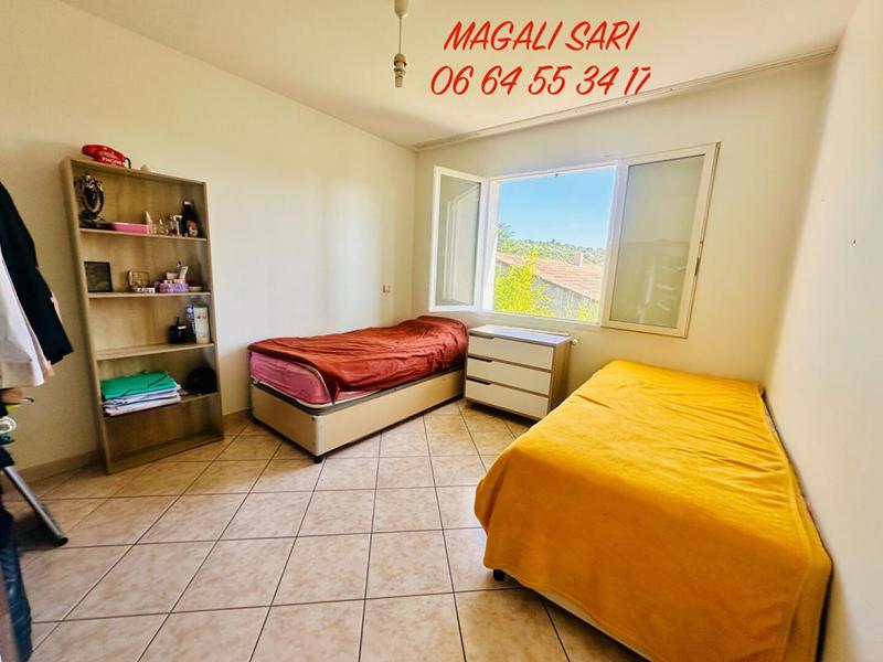 Villa - 142 m² - 8 pièces