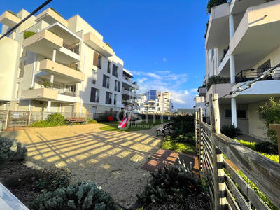 Appartement - 60 m² - 4 pièces