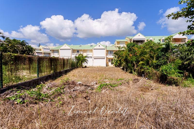 Appartement - 99 m² - 4 pièces