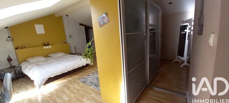 Maison - 283 m² - 5 pièces