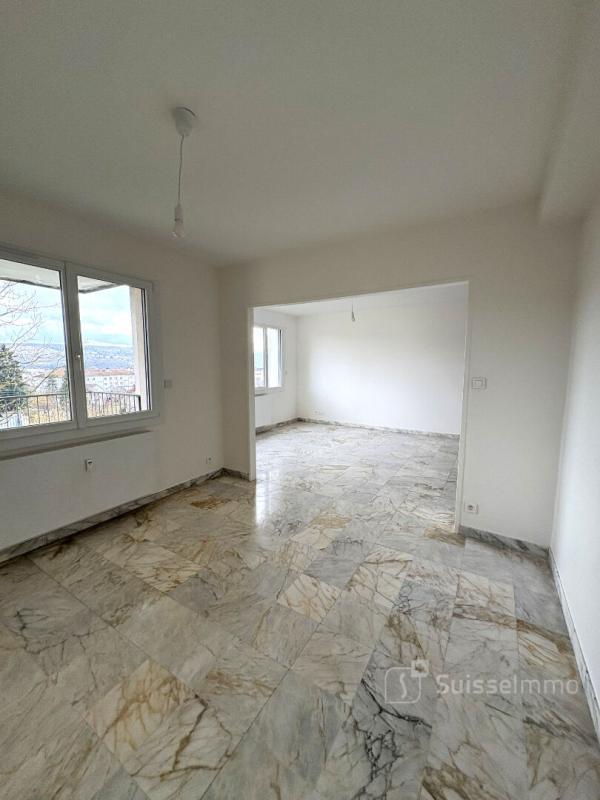 Appartement - 81 m² - 4 pièces