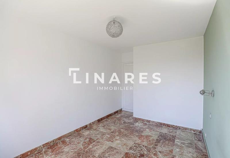 Appartement - 80 m² - 3 pièces