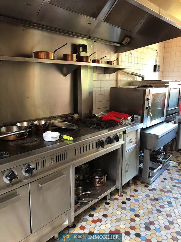 Local commercial - 270 m²