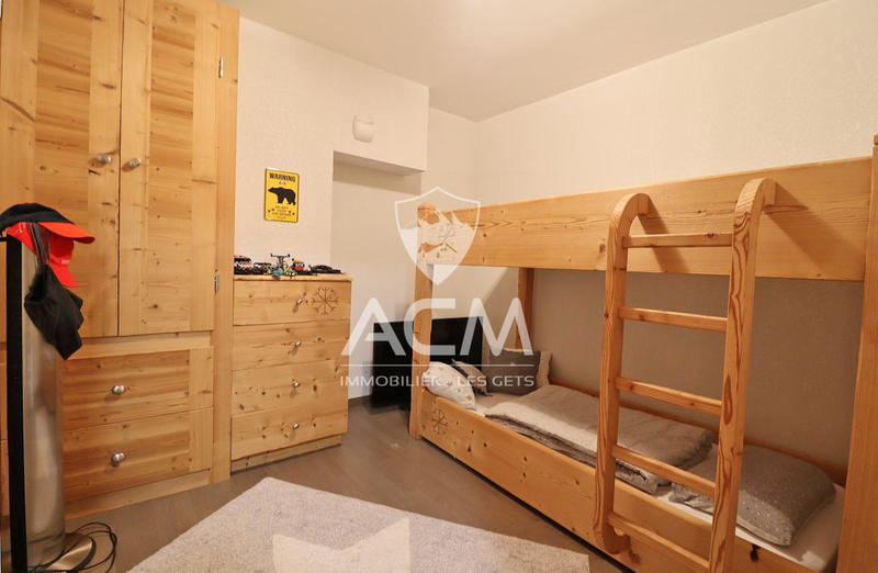 Appartement - 84 m² - 4 pièces