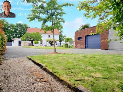 Longère - 203 m² - 8 pièces