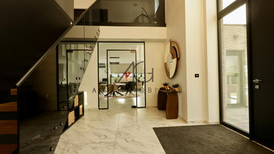 Maison - 228 m² - 5 pièces