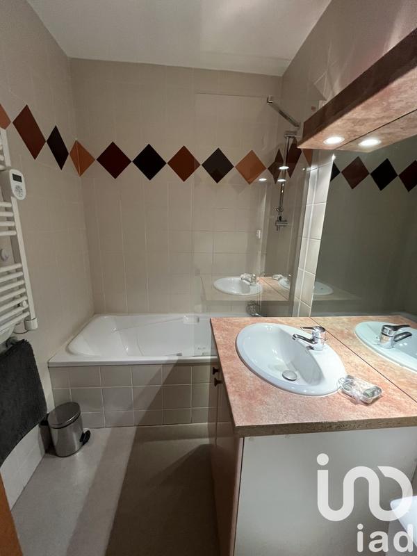 Appartement - 60 m² - 5 pièces