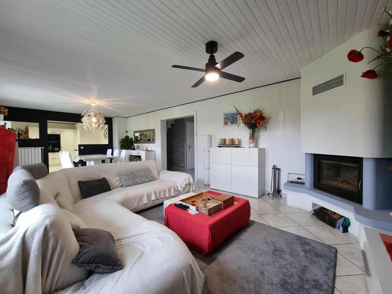 Maison traditionnelle - 200 m² - 7 pièces