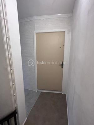 Immeuble - 23 m² - 1 pièce