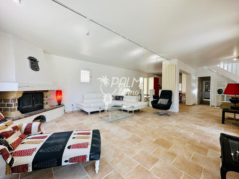 Villa - 172 m² - 7 pièces