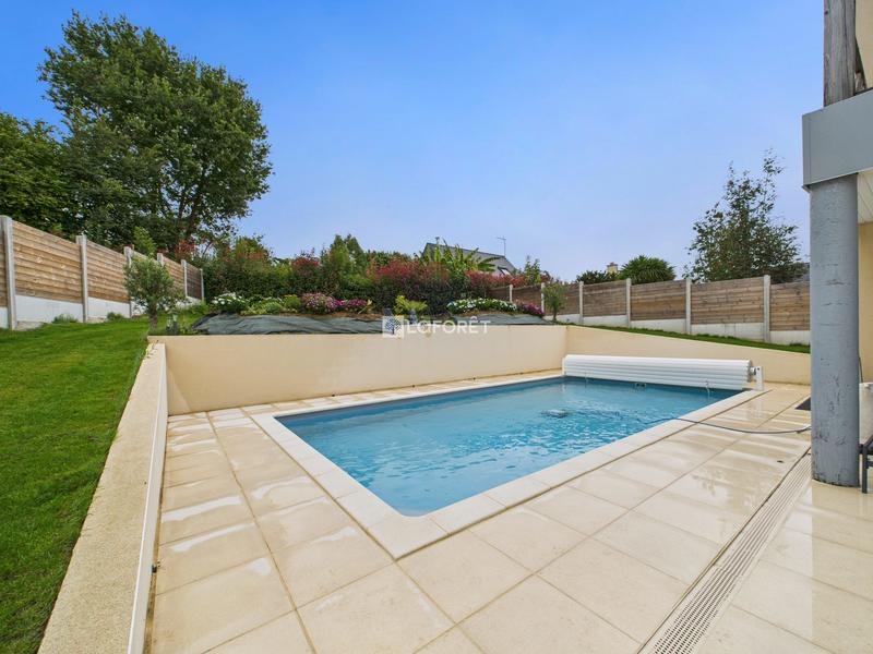 Maison contemporaine - 163 m² - 6 pièces