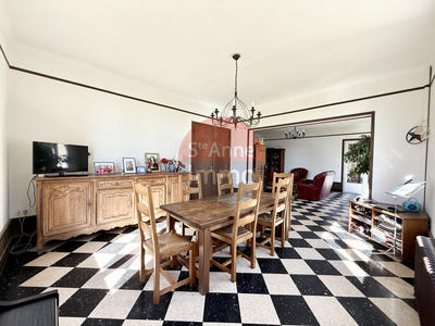 Maison - 205 m² - 8 pièces