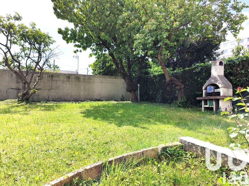 Maison - 190 m² - 7 pièces