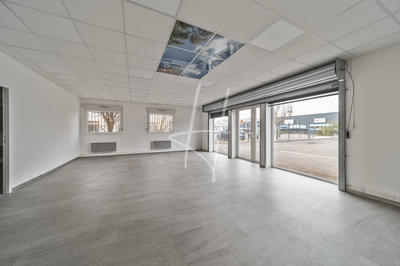 Local d'activités - 600 m²