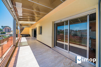 Appartement - 100 m² - 4 pièces