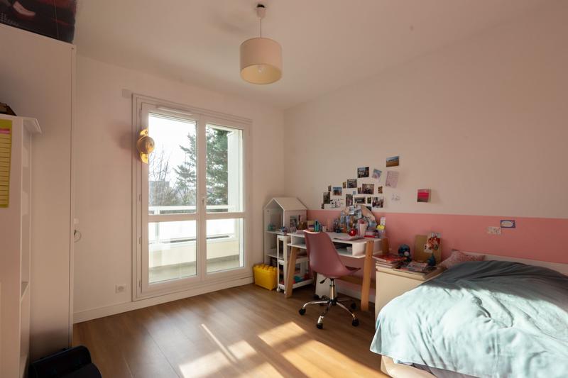 Appartement - 80 m² - 4 pièces