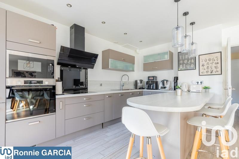 Maison - 112 m² - 6 pièces