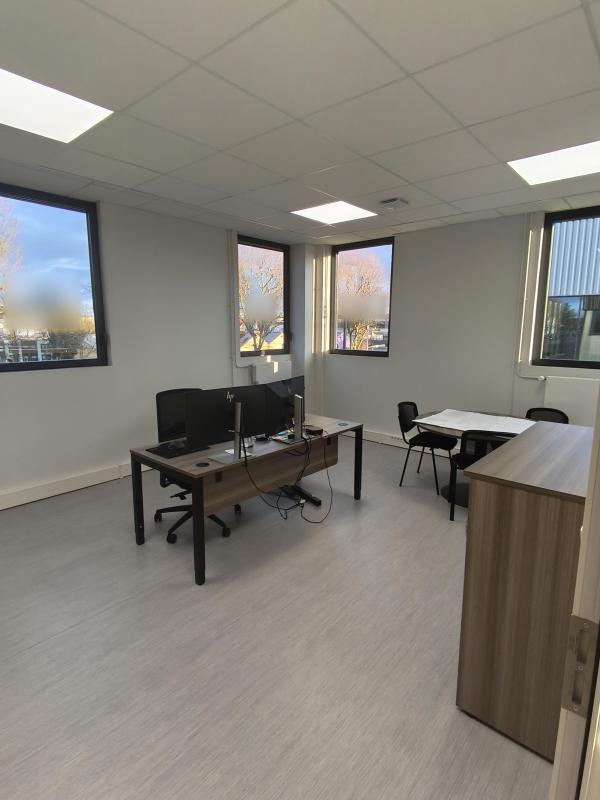 Bureau - 149 m²