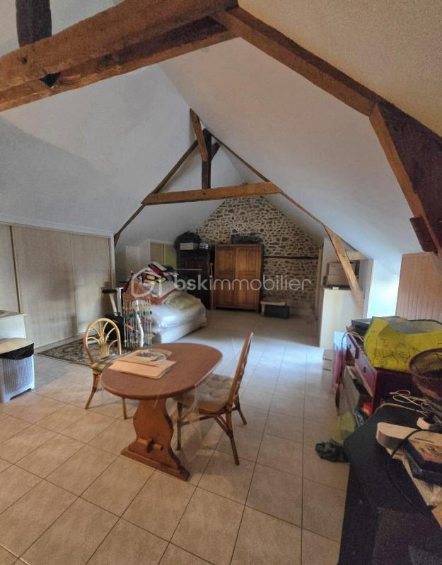 Maison en pierre - 195 m² - 6 pièces