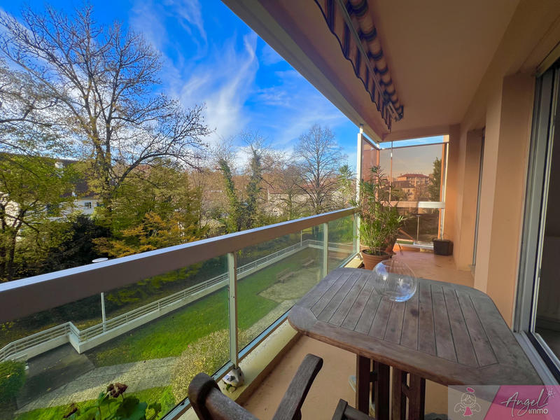 Appartement - 79 m² - 4 pièces