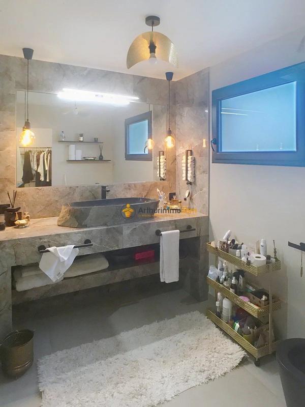 Maison - 150 m² - 5 pièces