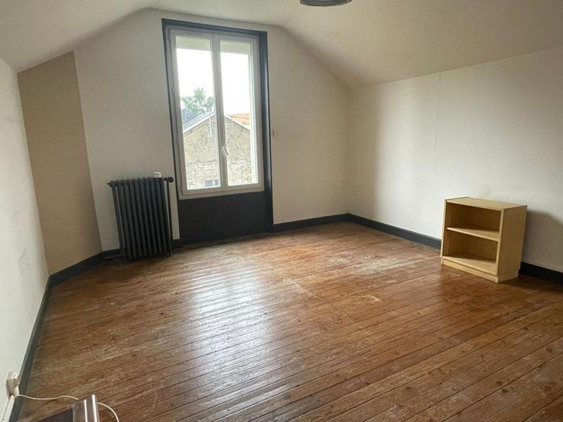 Maison de ville - 160 m² - 9 pièces