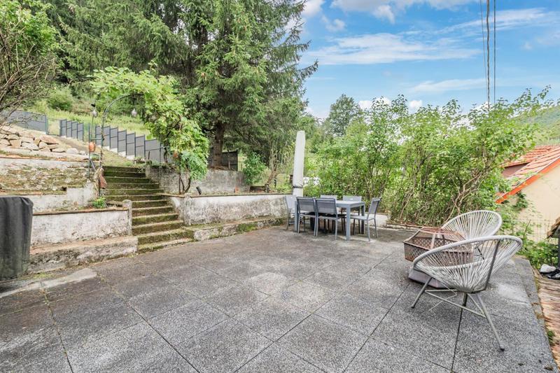 Maison - 163 m² - 7 pièces