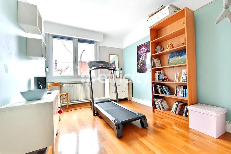 Maison - 122 m² - 5 pièces