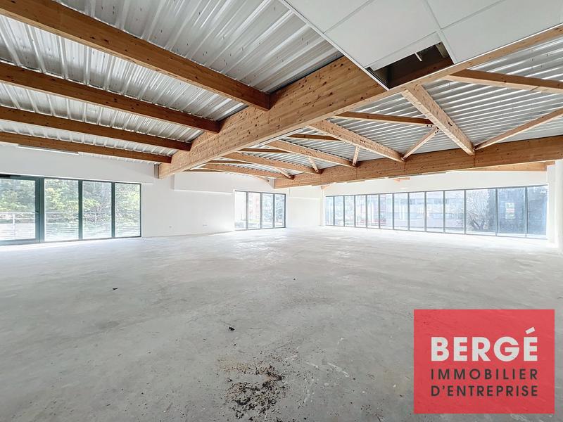 Bureau - 480 m²