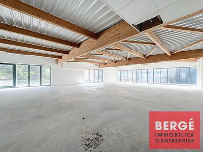 Bureau - 480 m²