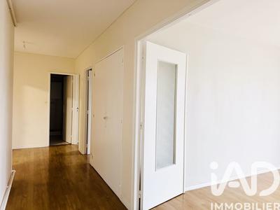 Appartement - 67 m² - 4 pièces