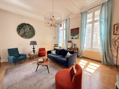 Appartement - 231 m² - 7 pièces