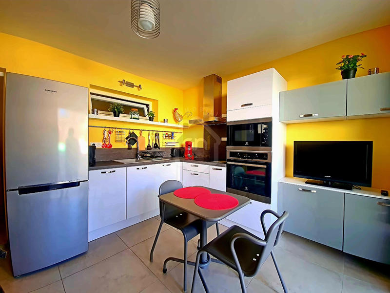 Immeuble - 102 m² - 5 pièces