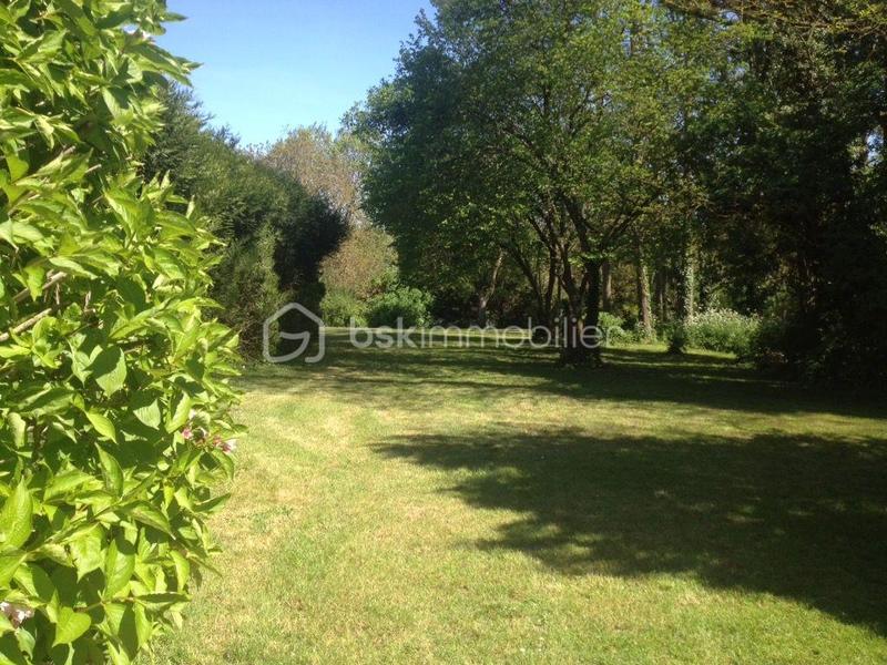 Maison - 400 m² - 11 pièces