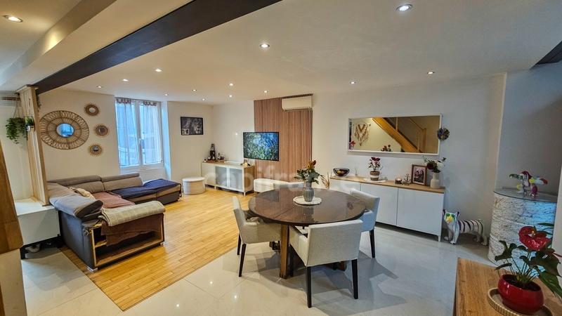 Maison - 109 m² - 6 pièces