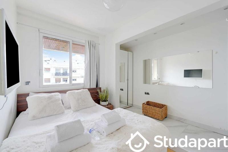 Appartement - 180 m² - 3 pièces