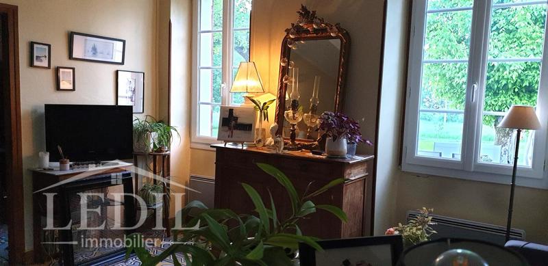 Corps de ferme - 130 m² - 5 pièces