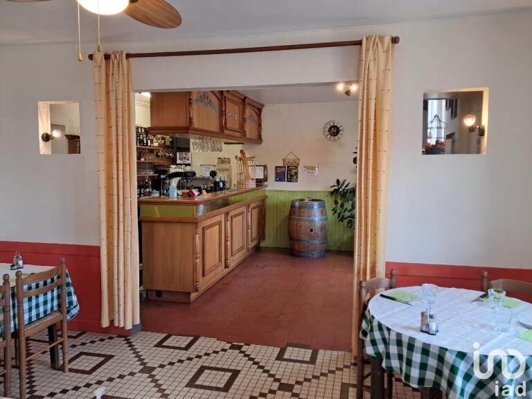 Local commercial - 318 m²