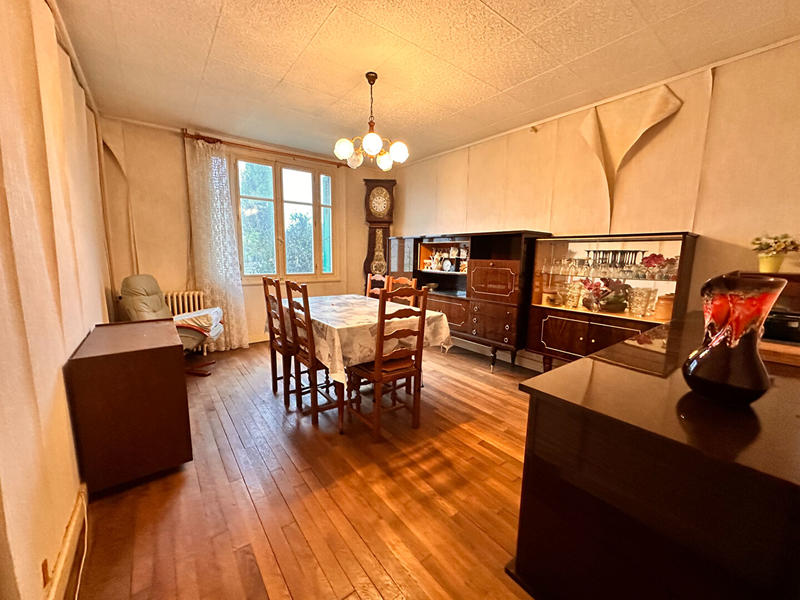 Maison - 80 m² - 5 pièces