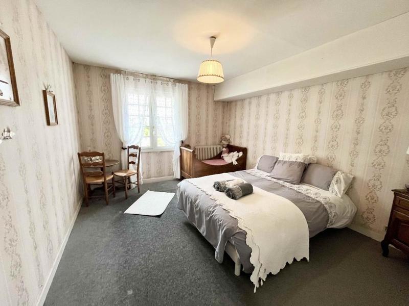 Maison - 388 m² - 15 pièces